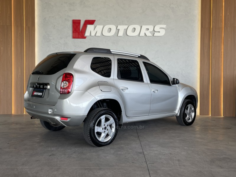 DUSTER 1.6 DYNAMIQUE 4X2 16V FLEX 4P MANUAL - 2013 - PAROBé