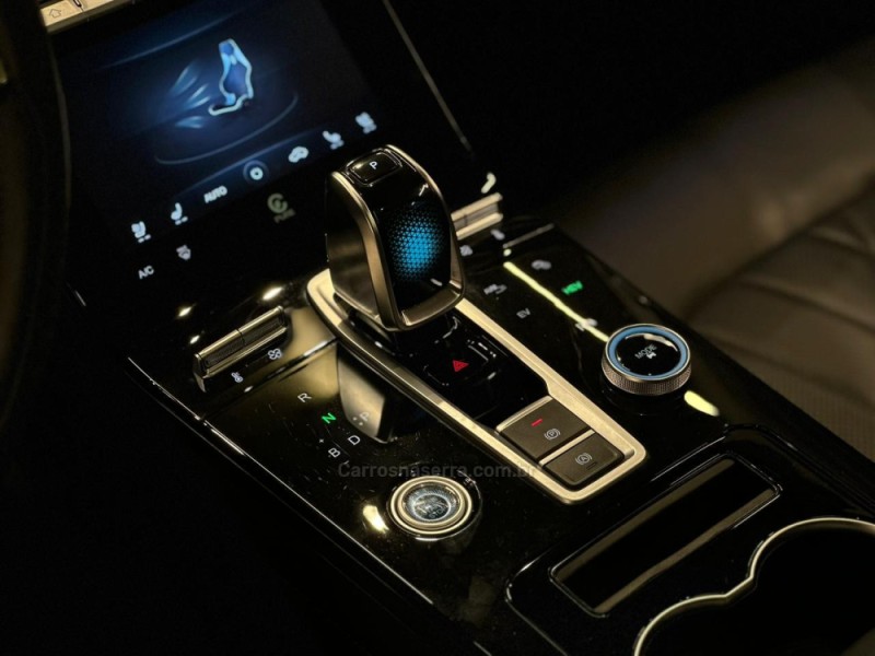 TIGGO 1.5 8 PRO TURBO HÍBRIDO 4P AUTOMÁTICO - 2025 - CAXIAS DO SUL