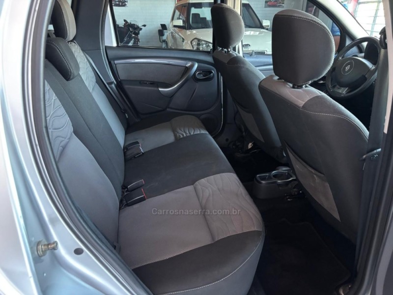 DUSTER 2.0 DYNAMIQUE 4X4 16V FLEX 4P MANUAL - 2013 - CAXIAS DO SUL