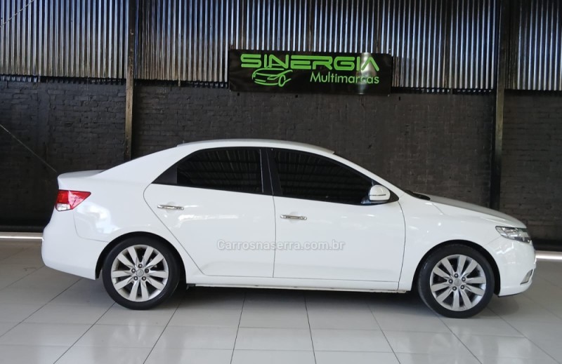 CERATO 1.6 SX3 16V GASOLINA 4P AUTOMÁTICO - 2013 - CAXIAS DO SUL