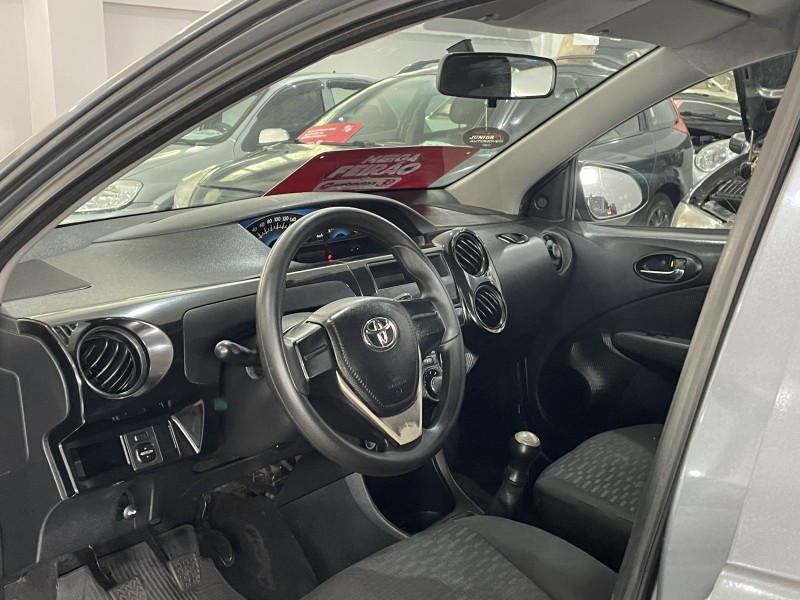 ETIOS 1.3 X 16V FLEX 4P MANUAL - 2015 - CAXIAS DO SUL