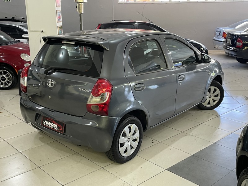ETIOS 1.3 X 16V FLEX 4P MANUAL - 2015 - CAXIAS DO SUL
