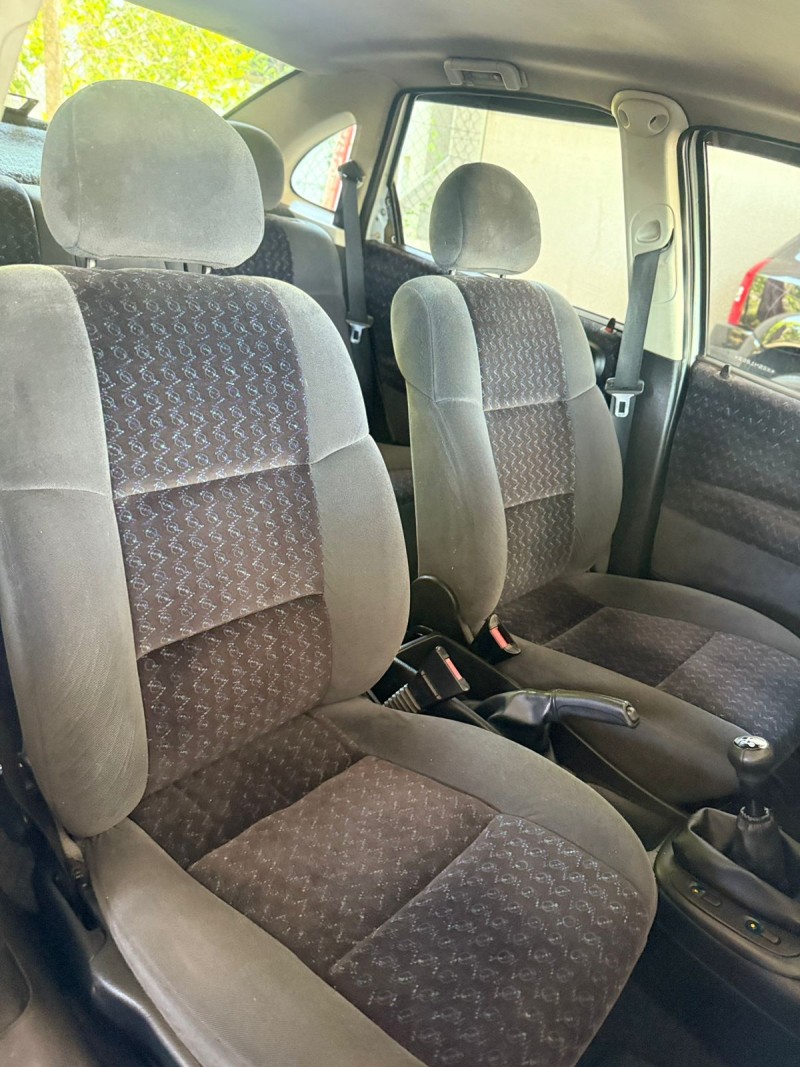 VECTRA 2.2 MPFI EXPRESSION 8V GASOLINA 4P MANUAL - 1999 - CAXIAS DO SUL