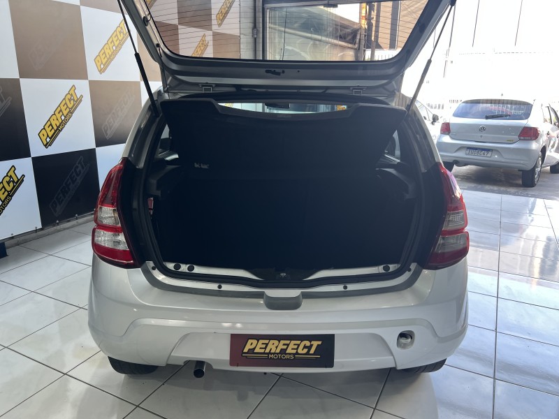 SANDERO 1.6 PRIVILÉGE 16V FLEX 4P AUTOMÁTICO - 2012 - PORTãO