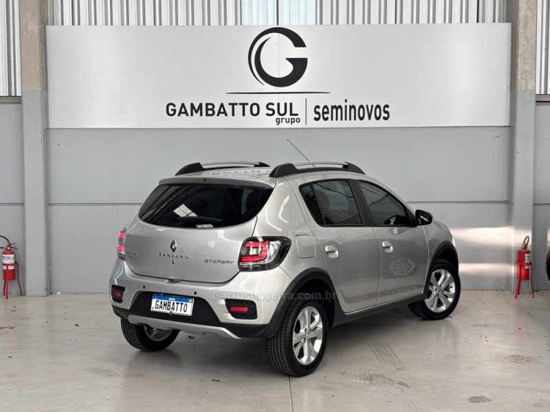 SANDERO 1.6 STEPWAY 8V FLEX 4P AUTOMATIZADO - 2015 - BENTO GONçALVES