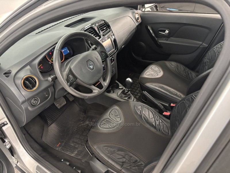 SANDERO 1.6 STEPWAY 8V FLEX 4P AUTOMATIZADO - 2015 - BENTO GONçALVES