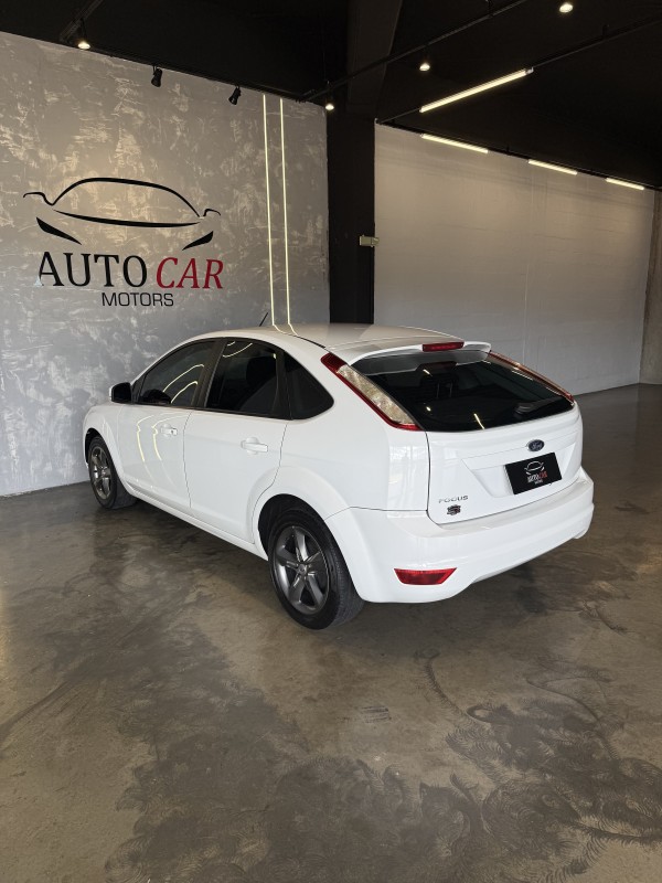 FOCUS 1.6 GL 16V FLEX 4P MANUAL - 2011 - CAXIAS DO SUL