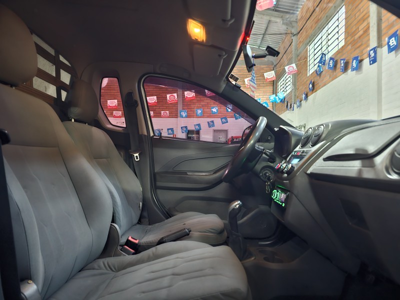 MONTANA 1.4 MPFI COMBO FURGÃO 8V ECONO FLEX 2P MANUAL - 2013 - CAXIAS DO SUL