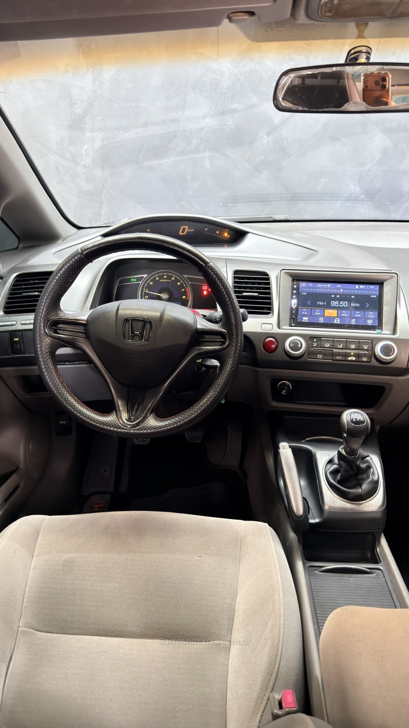 CIVIC 1.8 LXS 16V GASOLINA 4P MANUAL - 2007 - CAXIAS DO SUL