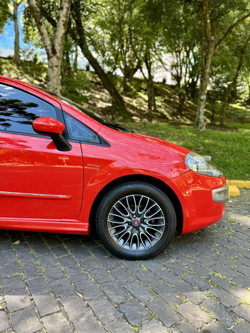 PUNTO 1.8 SPORTING 16V FLEX 4P AUTOMATIZADO - 2013 - CAXIAS DO SUL