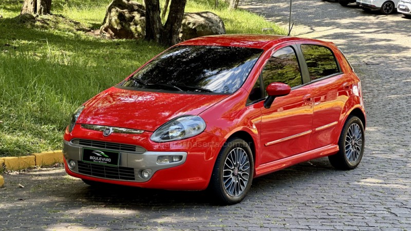 PUNTO 1.8 SPORTING 16V FLEX 4P AUTOMATIZADO - 2013 - CAXIAS DO SUL