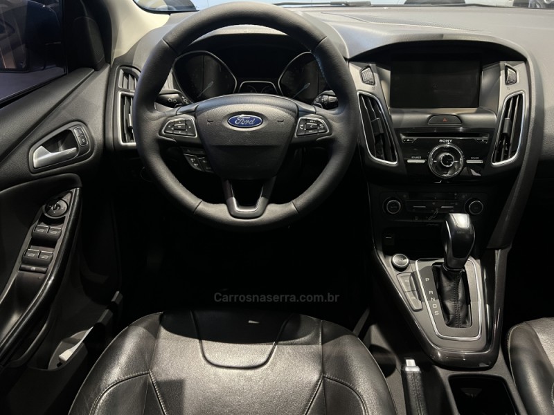FOCUS 2.0 TITANIUM HATCH 16V FLEX 4P AUTOMÁTICO - 2016 - CAXIAS DO SUL