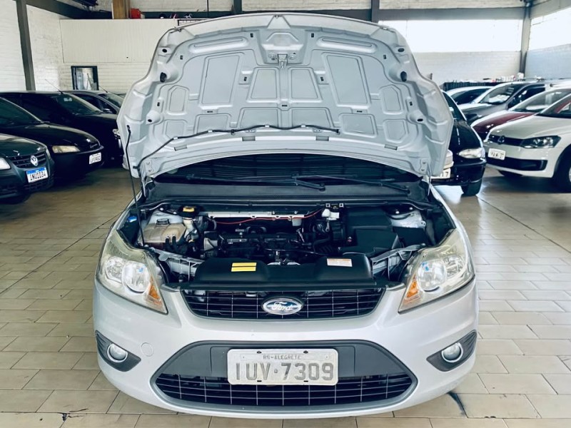 FOCUS 1.6 GLX 8V GASOLINA 4P MANUAL - 2013 - CAXIAS DO SUL