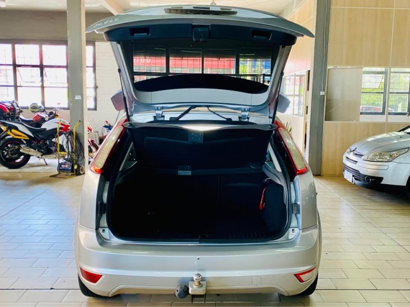 FOCUS 1.6 GLX 8V GASOLINA 4P MANUAL - 2013 - CAXIAS DO SUL