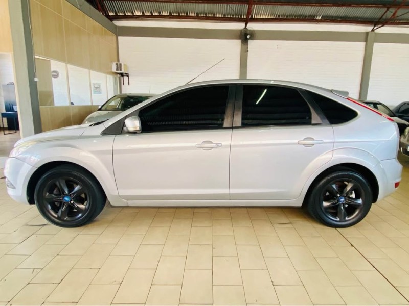 FOCUS 1.6 GLX 8V GASOLINA 4P MANUAL - 2013 - CAXIAS DO SUL