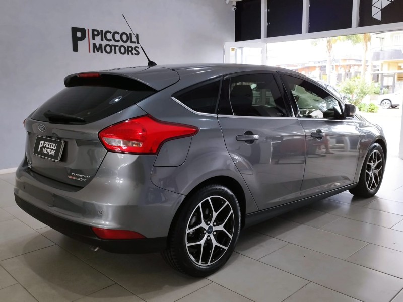 FOCUS 2.0 TITANIUM PLUS HATCH 16V FLEX 4P AUTO - 2016 - CAXIAS DO SUL