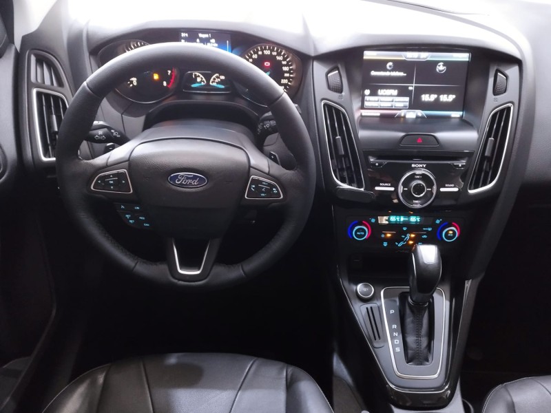 FOCUS 2.0 TITANIUM PLUS HATCH 16V FLEX 4P AUTO - 2016 - CAXIAS DO SUL