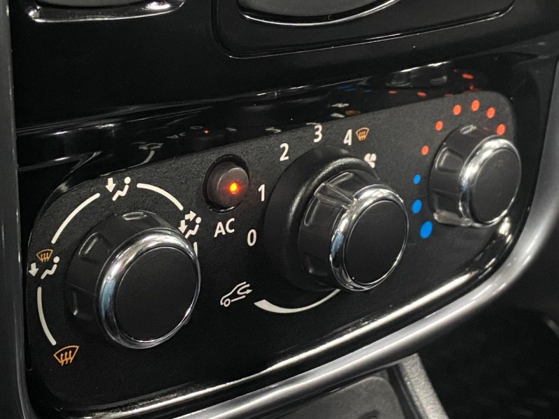 DUSTER 1.6 DYNAMIQUE 4X2 16V FLEX 4P MANUAL - 2013 - CAXIAS DO SUL