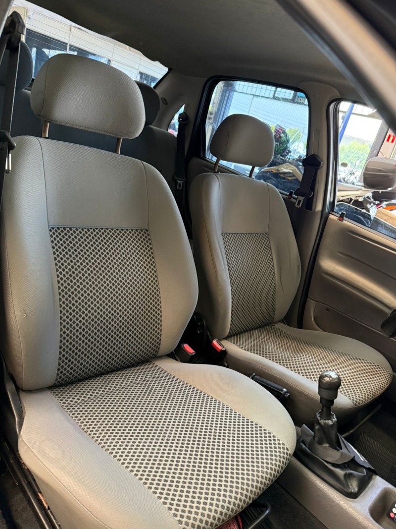 CLASSIC 1.0 MPFI LIFE 8V FLEX 4P MANUAL - 2009 - CAXIAS DO SUL