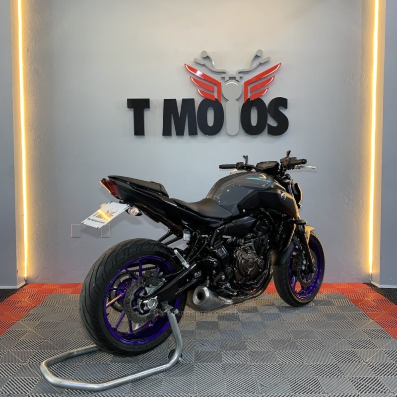 MT 07 ABS - 2024 - PORTãO