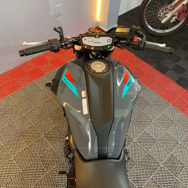 MT 07 ABS - 2024 - PORTãO