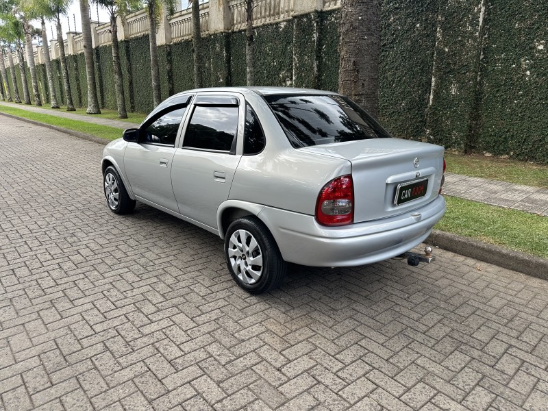 CORSA 1.6 MPFI CLASSIC SEDAN 8V GASOLINA 4P MANUAL - 2003 - CAXIAS DO SUL