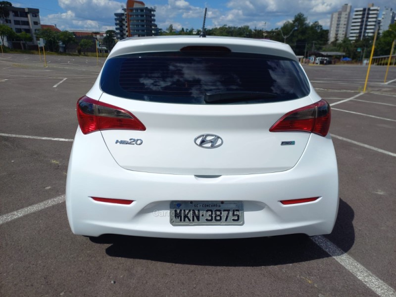 HB20 1.0 COMFORT 12V FLEX 4P MANUAL - 2013 - CAXIAS DO SUL