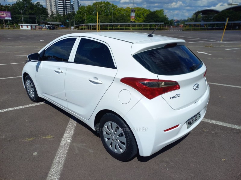 HB20 1.0 COMFORT 12V FLEX 4P MANUAL - 2013 - CAXIAS DO SUL