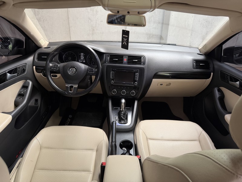 JETTA 2.0 COMFORTLINE FLEX 4P TIPTRONIC - 2013 - CAXIAS DO SUL