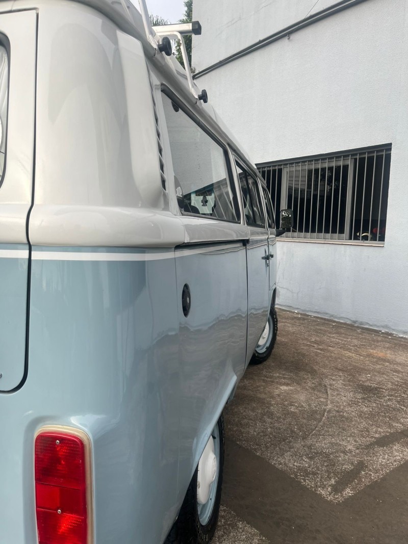 KOMBI 1.6 MI STD LOTAÇÃO 8V GASOLINA 3P MANUAL - 2000 - CAXIAS DO SUL