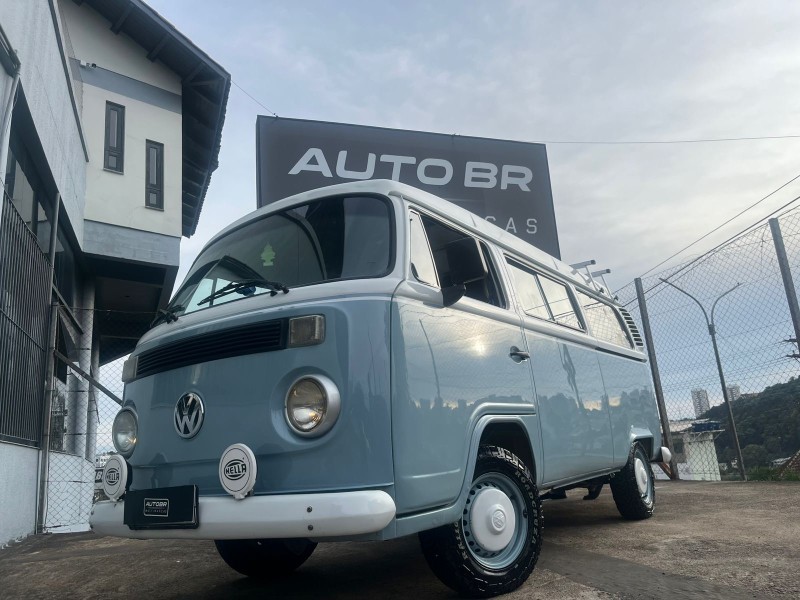 KOMBI 1.6 MI STD LOTAÇÃO 8V GASOLINA 3P MANUAL - 2000 - CAXIAS DO SUL