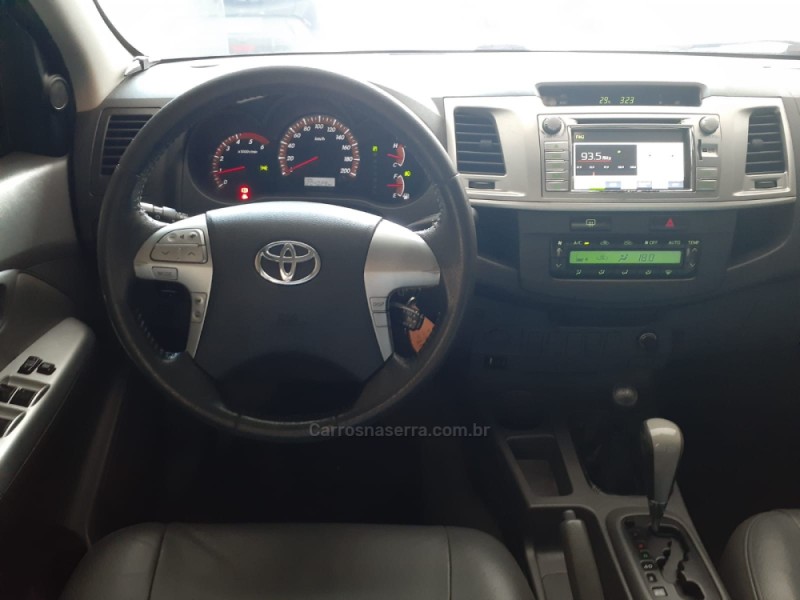 HILUX 3.0 SRV 4X4 CD 16V TURBO INTERCOOLER DIESEL 4P AUTOMÁTICO - 2013 - CANELA