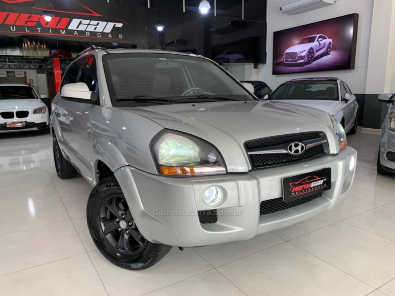tucson 2.0 mpfi gls 16v 143cv 2wd gasolina 4p automatico 2014 novo hamburgo