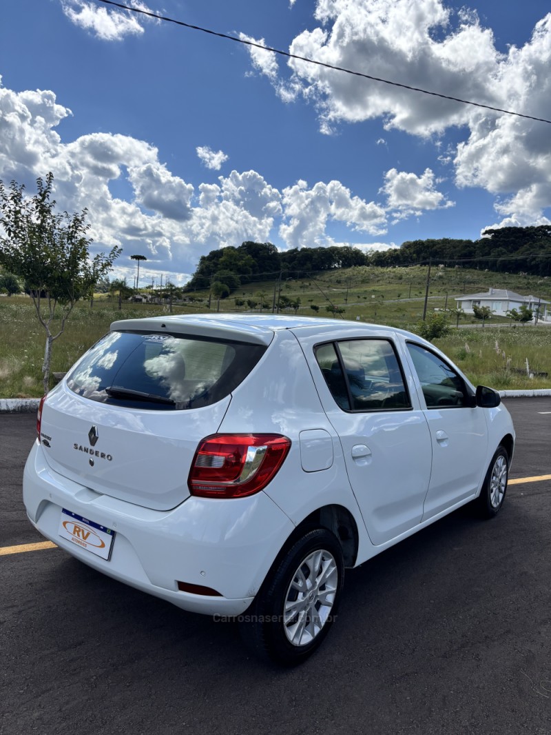 SANDERO 1.0 EXPRESSION 12V FLEX 4P MANUAL - 2018 - CARLOS BARBOSA