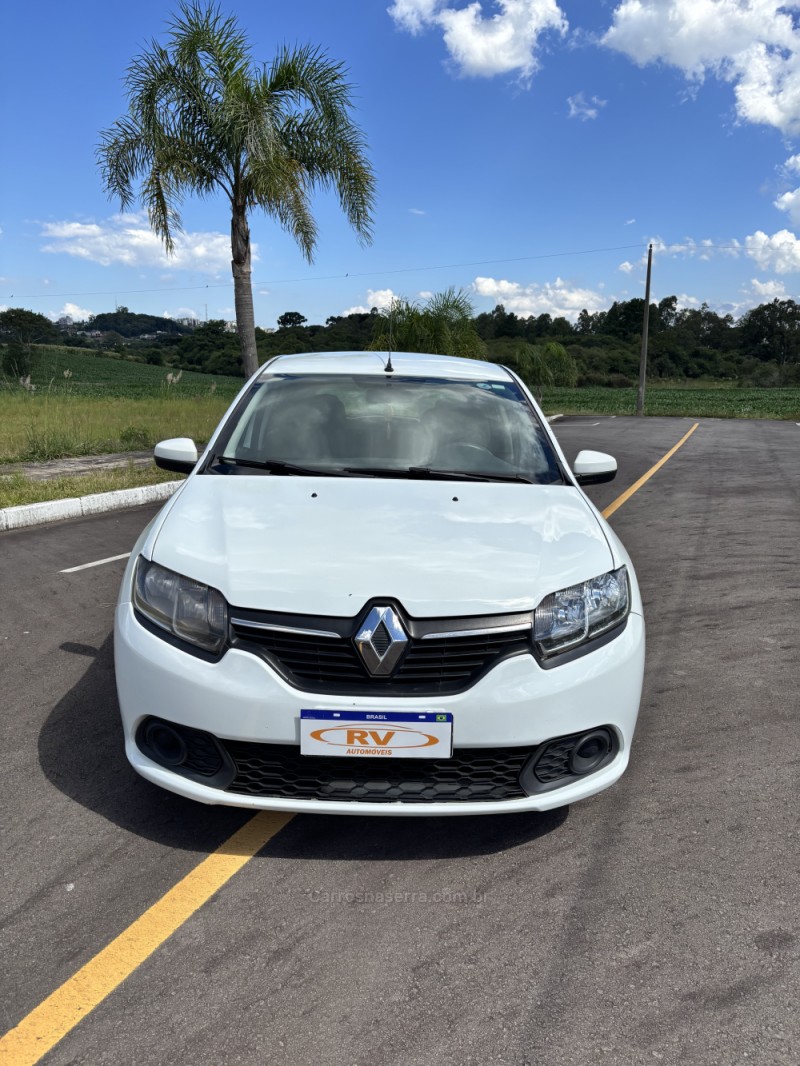 SANDERO 1.0 EXPRESSION 12V FLEX 4P MANUAL - 2018 - CARLOS BARBOSA