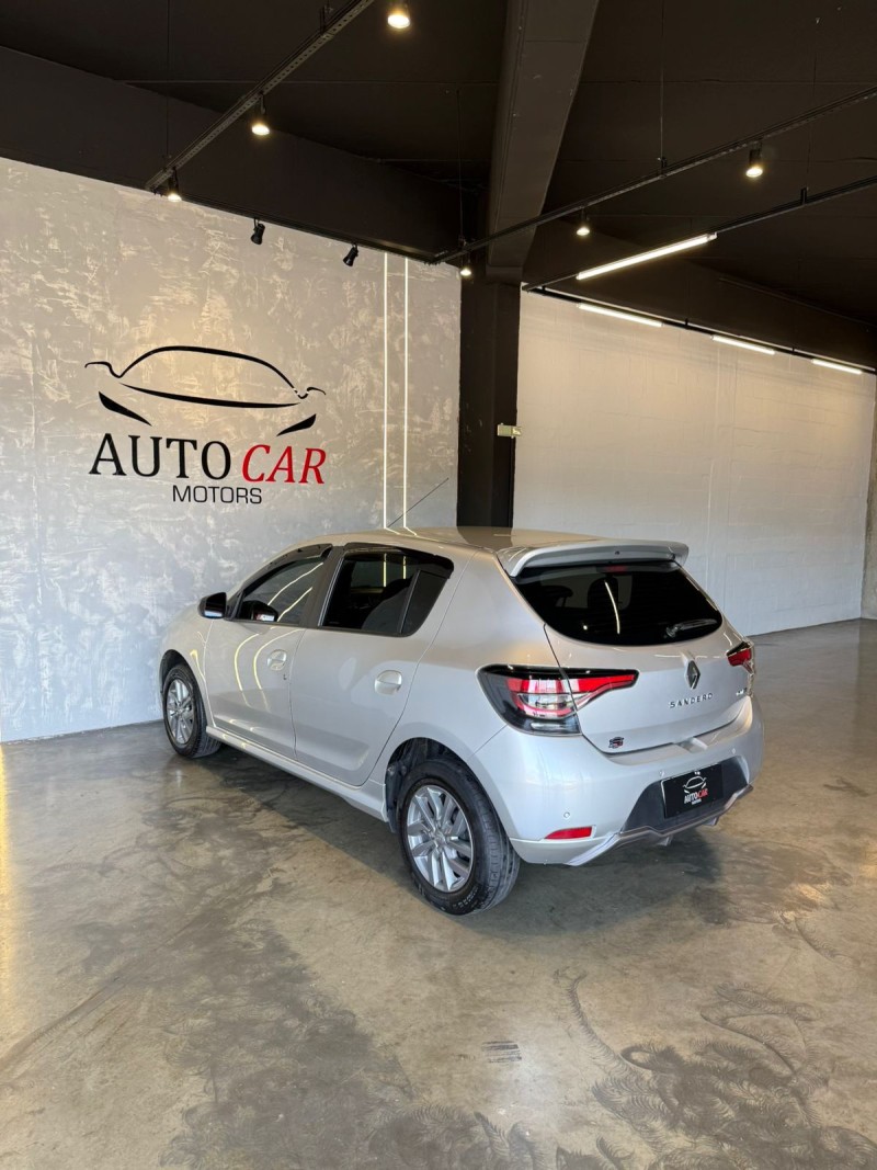 SANDERO 1.0 12V GT LINE LIMITED FLEX 4P MANUAL - 2022 - CAXIAS DO SUL