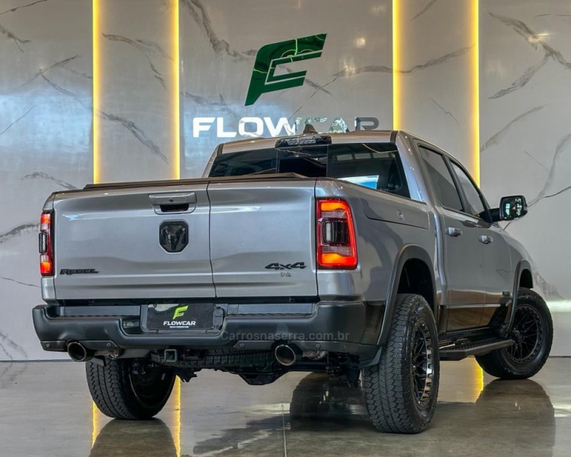 1500 REBEL 5.7 HEMI V8 CD 4X4 GASOLINA 4P AUTOMÁTICA - 2022 - GARIBALDI