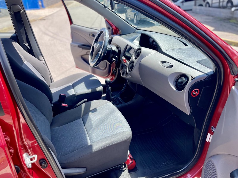 ETIOS 1.3 XS 16V FLEX 4P MANUAL - 2013 - CAXIAS DO SUL