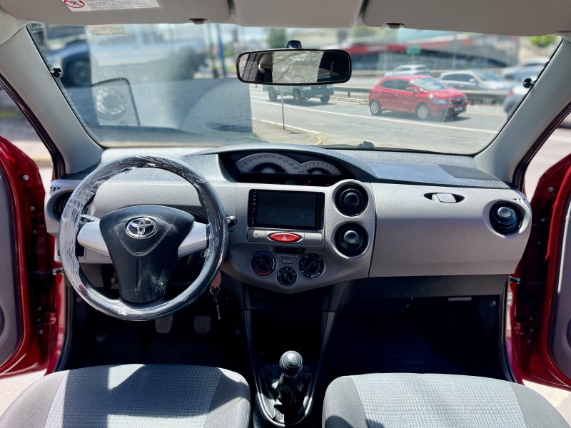 ETIOS 1.3 XS 16V FLEX 4P MANUAL - 2013 - CAXIAS DO SUL