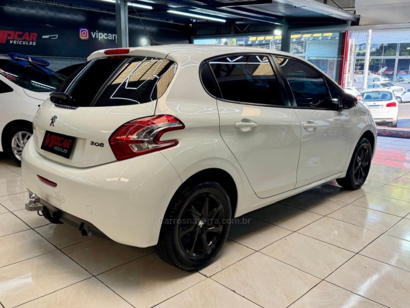 208 1.5 ACTIVE 8V FLEX 4P MANUAL - 2014 - ESTâNCIA VELHA