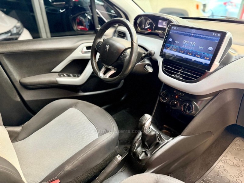 208 1.5 ACTIVE 8V FLEX 4P MANUAL - 2014 - ESTâNCIA VELHA