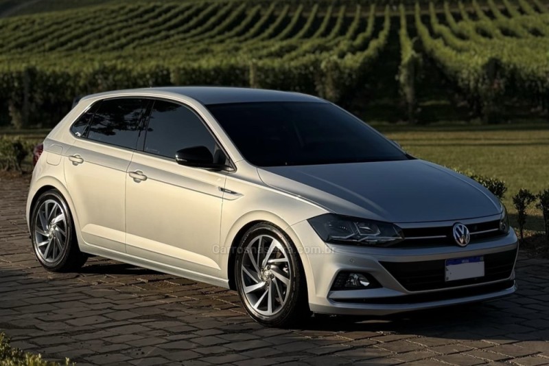 polo 1.0	200 tsi highline automatico  2018 flores da cunha