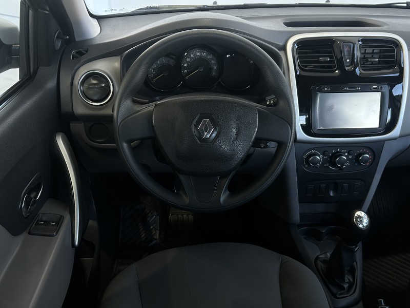 LOGAN 1.0 EXPRESSION 12V FLEX 4P MANUAL - 2017 - CAXIAS DO SUL