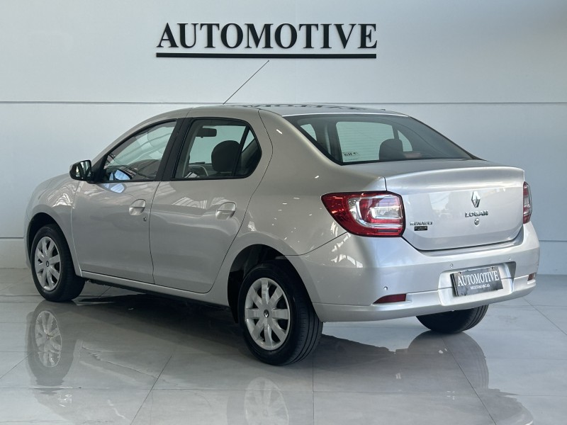 LOGAN 1.0 EXPRESSION 12V FLEX 4P MANUAL - 2017 - CAXIAS DO SUL