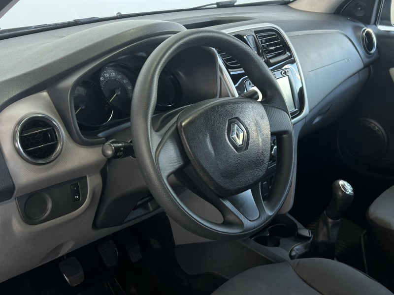 LOGAN 1.0 EXPRESSION 12V FLEX 4P MANUAL - 2017 - CAXIAS DO SUL