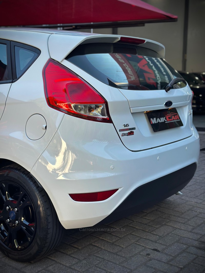 FIESTA 1.6 SE HATCH 16V FLEX 4P AUTOMÁTICO - 2015 - ESTâNCIA VELHA