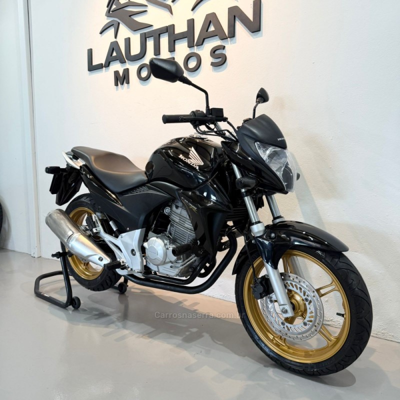CB 300R  - 2015 - NOVO HAMBURGO