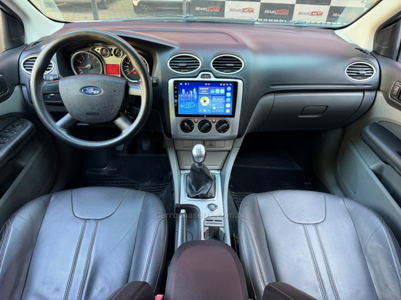 FOCUS 1.6 GLX 8V FLEX 4P MANUAL - 2013 - ESTâNCIA VELHA