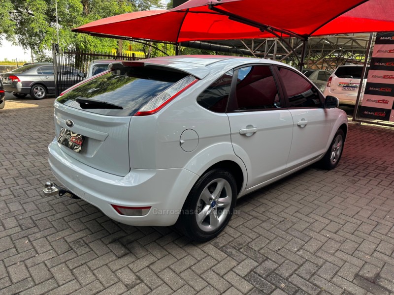 FOCUS 1.6 GLX 8V FLEX 4P MANUAL - 2013 - ESTâNCIA VELHA