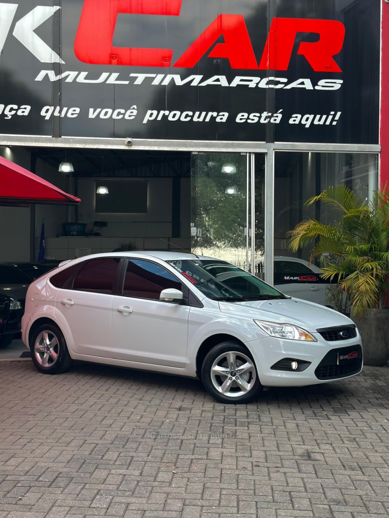 FOCUS 1.6 GLX 8V FLEX 4P MANUAL - 2013 - ESTâNCIA VELHA